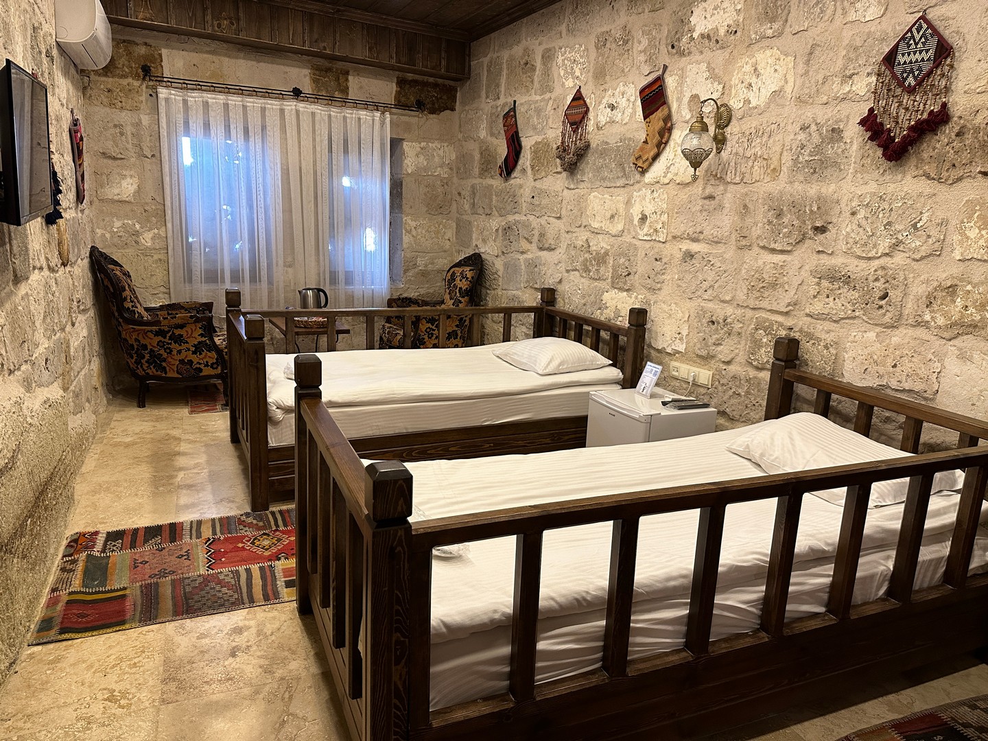 Standart Cave Room